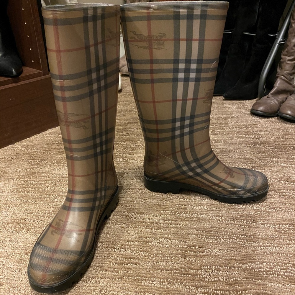 Burberry rain boots